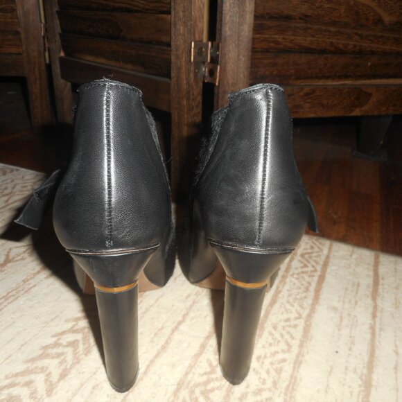 NEW Derek Lam black leather and cow hair booties, size 8 - Picture 7 of 11